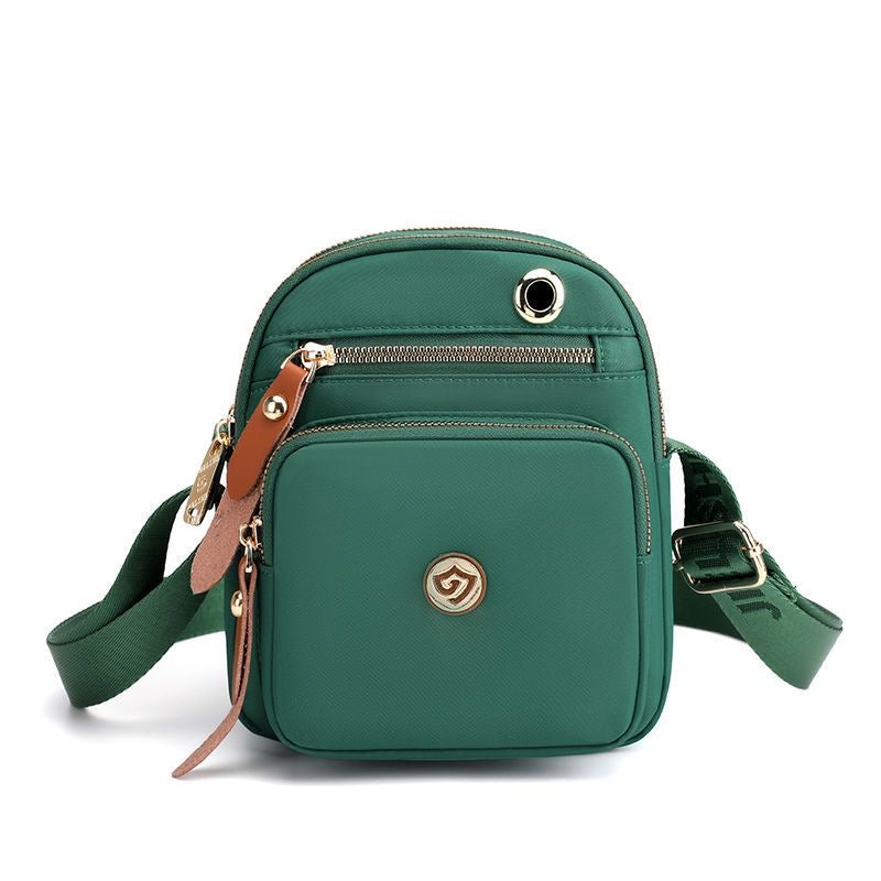 Solid color nylon casual shoulder bag / height 20CM* width 17CM* thickness 9CM