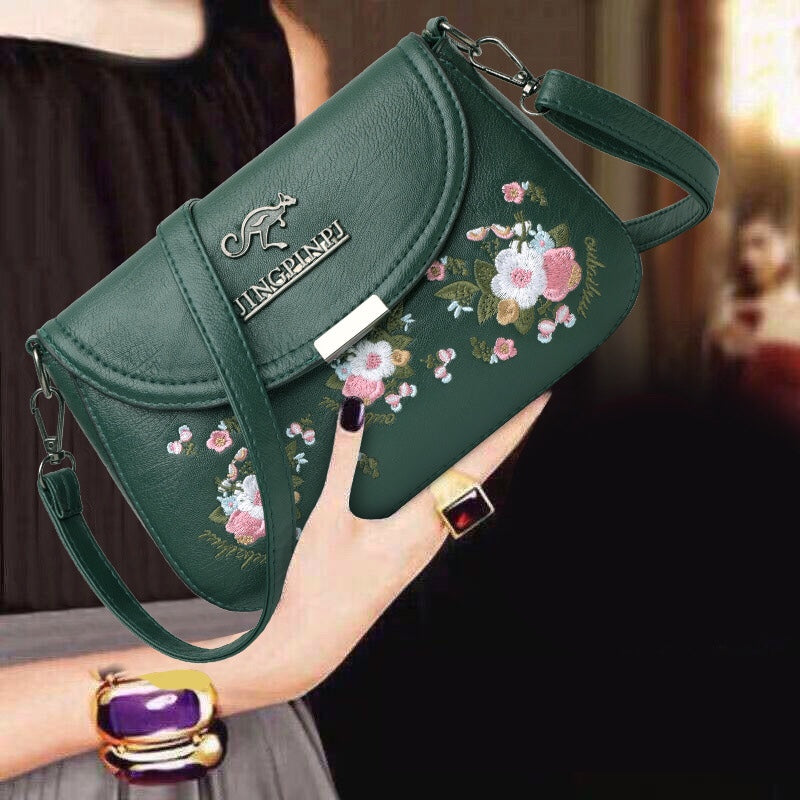 Fashion casual embroidery bag / height 15CM*width 22CM*6CM